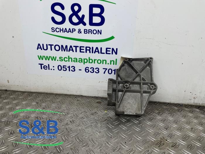 AC compressor mount bracket