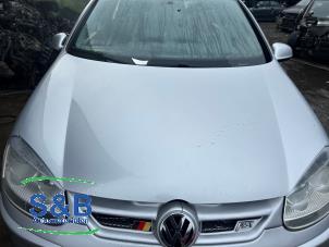 Usados Capó Volkswagen Golf V (1K1) 1.4 TSI 122 16V Precio € 75,00 Norma de margen ofrecido por Schaap & Bron