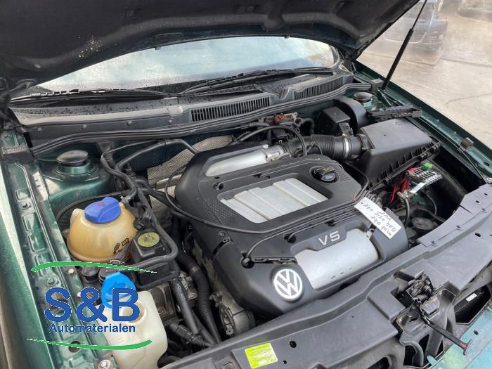 Used Engine Volkswagen Bora (1J2) 2.3 V5 Price € 499,00 Margin scheme offered by Schaap & Bron