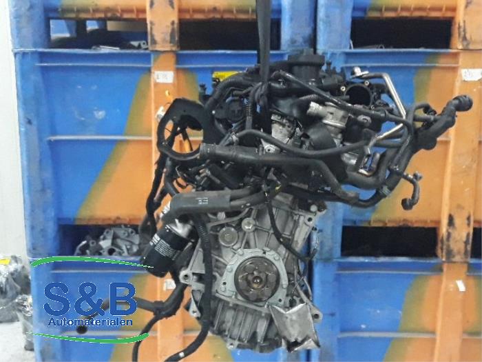 Motor van een Volkswagen New Beetle (1Y7) 1.6 2005