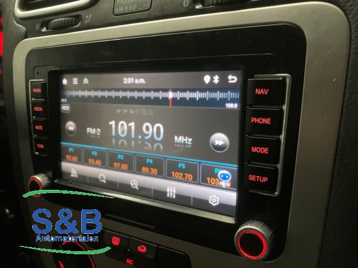 Gebrauchte Navigation Display Volkswagen Eos (1F7/F8) 1.6 FSI 16V Preis € 150,00 Margenregelung angeboten von Schaap & Bron