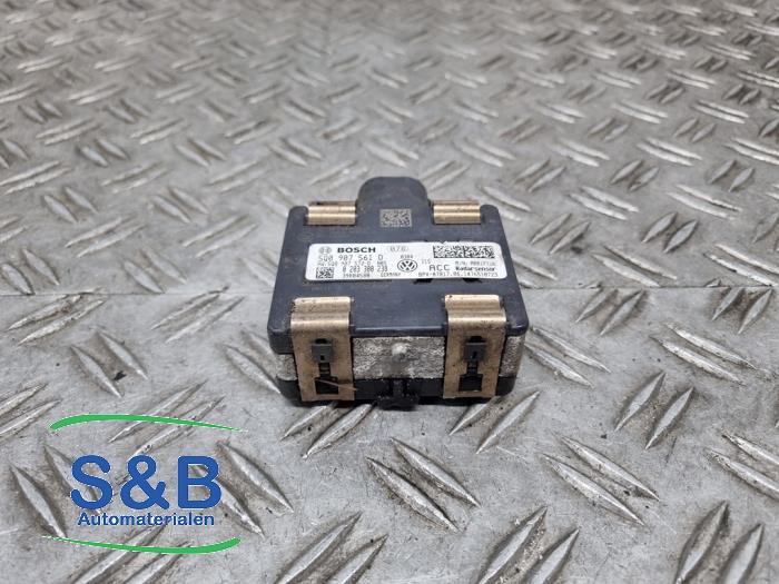 Usados Sensor de radar Audi A3 (8V1/8VK) 1.6 TDI Ultra 16V Precio € 175,00 Norma de margen ofrecido por Schaap & Bron