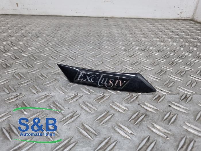 Używane Emblemat Volkswagen Passat (35I) 2.8 VR6 Cena € 40,00 Procedura marży oferowane przez Schaap & Bron