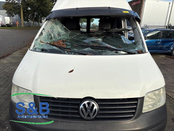 Używane Maska Volkswagen Transporter T5 1.9 TDi Cena € 125,00 Procedura marży oferowane przez Schaap & Bron