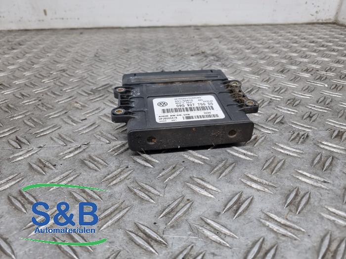 Used Automatic gearbox computer Volkswagen Touran (1T1/T2) 1.6 FSI 16V Price € 62,49 Margin scheme offered by Schaap & Bron