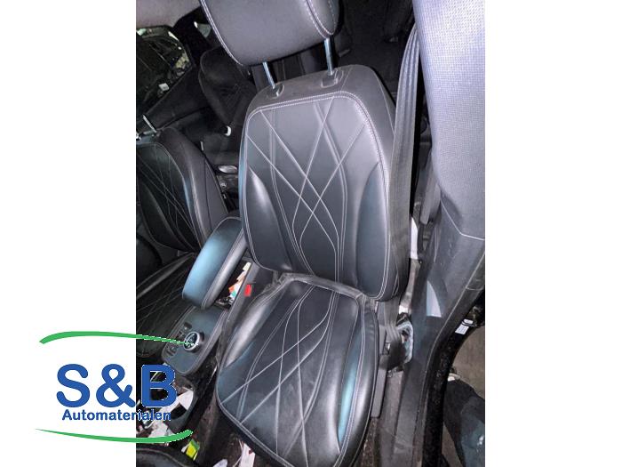 Gebrauchte Sitz links Ford Usa Mustang Mach-E 98kWh Preis € 199,00 Margenregelung angeboten von Schaap & Bron