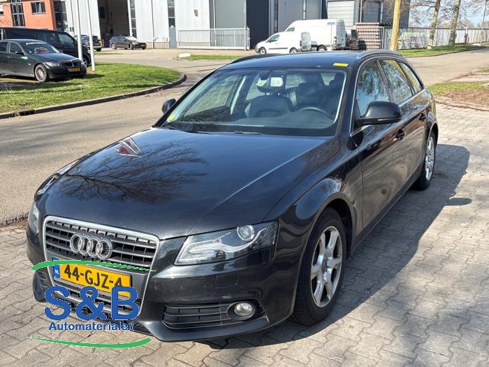 Gebrauchte Getriebe Audi A4 Avant (B8) 1.8 TFSI 16V Preis € 450,00 Margenregelung angeboten von Schaap & Bron