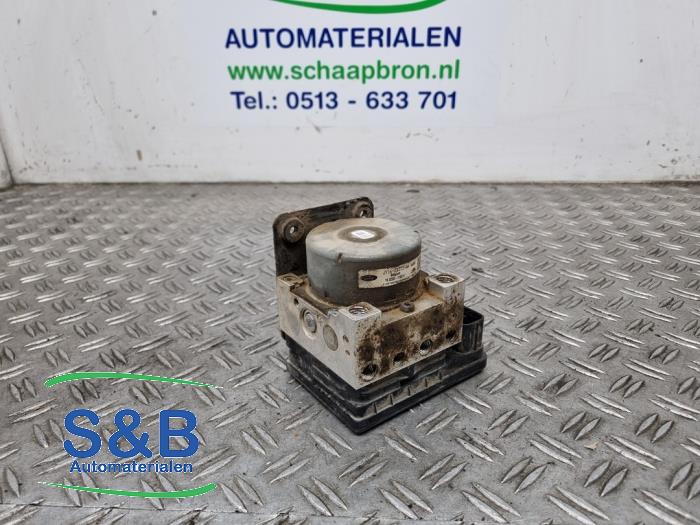 Begagnade ABS-pump Ford Transit Courier 1.0 Ti-VCT EcoBoost 12V Pris € 179,99 Marginaltabell erbjuds av Schaap & Bron
