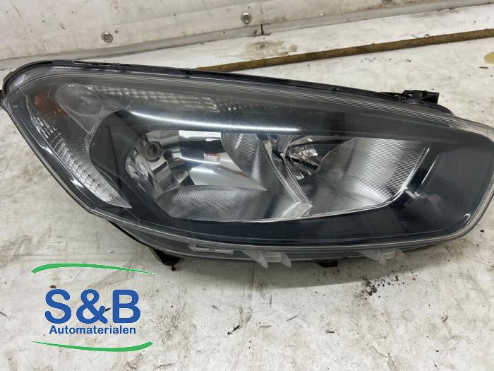 Używane Reflektor prawy Ford Transit Cena € 250,00 Procedura marży oferowane przez Schaap & Bron