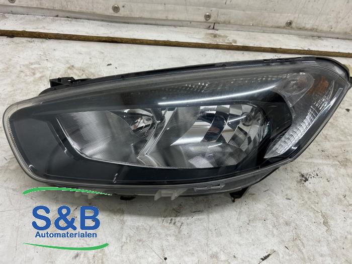 Używane Reflektor lewy Ford Transit Cena € 250,00 Procedura marży oferowane przez Schaap & Bron