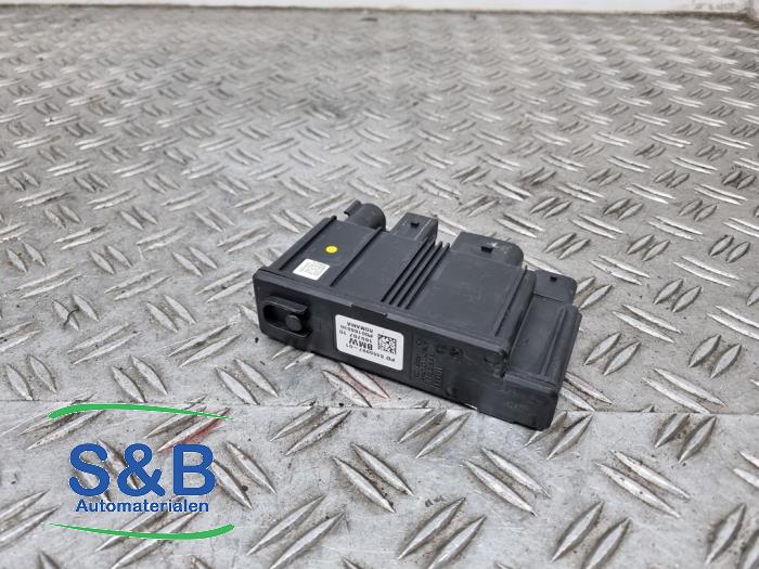 Używane Modul (rózne) Mini Mini (F55) 1.2 12V One Cena € 39,99 Procedura marży oferowane przez Schaap & Bron