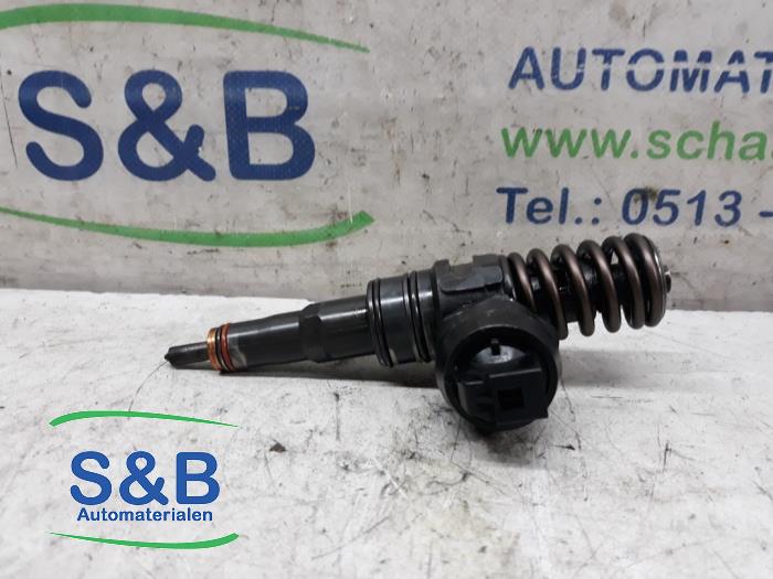Usagé Injecteurs Volkswagen Touareg (7LA/7L6) 2.5 TDI R5 Prix € 99,99 Règlement à la marge proposé par Schaap & Bron