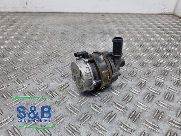 Begagnade Vattenpump Volvo XC40 (XZ) Recharge Twin 78 kWh Pris € 94,99 Marginaltabell erbjuds av Schaap & Bron