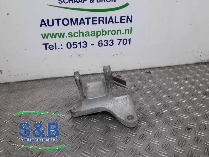 Used Engine mount Opel Ampera-e Ampera-e Price € 30,00 Margin scheme offered by Schaap & Bron