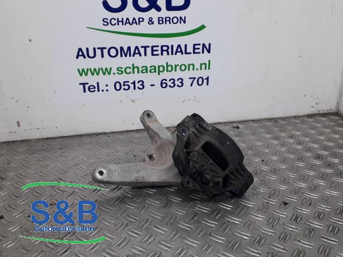 Used Engine mount Opel Ampera-e Ampera-e Price € 35,00 Margin scheme offered by Schaap & Bron