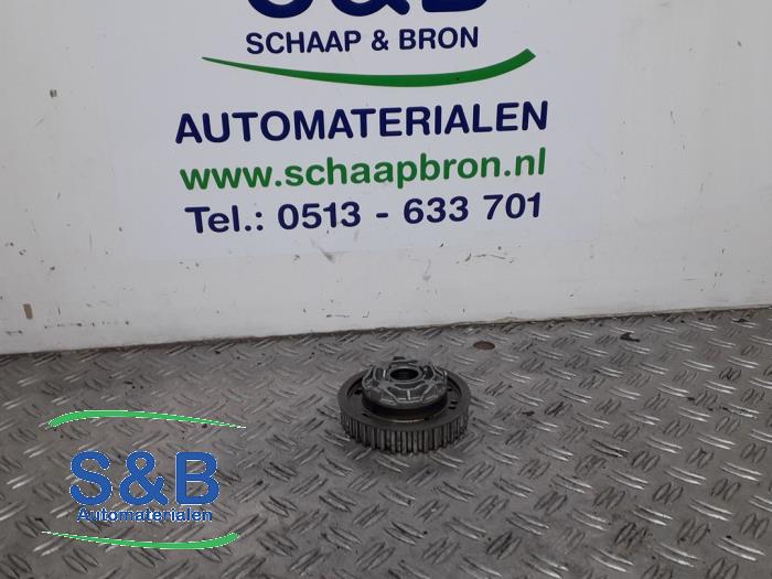 Begagnade Kamaxeldrev Peugeot 308 SW (L4/L9/LC/LJ/LR) 1.2 12V e-THP PureTech 110 Pris € 50,00 Marginaltabell erbjuds av Schaap & Bron