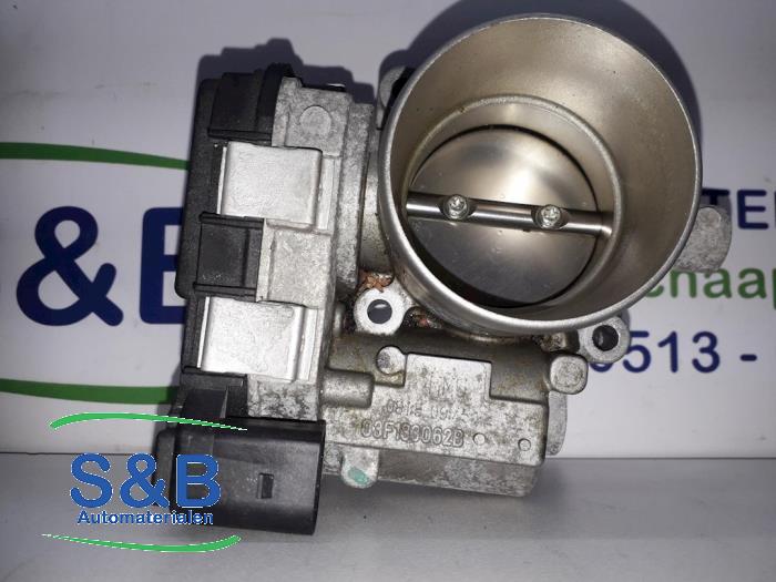 Usagé Boitier papillon Volkswagen Polo V (6R) 1.4 TSI 16V BlueGT Prix € 139,99 Règlement à la marge proposé par Schaap & Bron