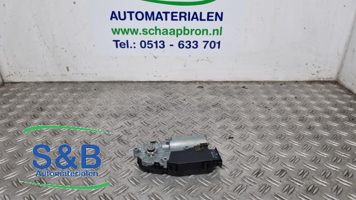 Używane Silnik szyberdachu Volkswagen Eos (1F7/F8) 2.0 FSI 16V Cena € 290,99 Procedura marży oferowane przez Schaap & Bron