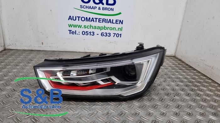 Używane Reflektor lewy Audi S1 Sportback (8XA/8XF) 2.0 TFSI 16V Cena € 499,99 Procedura marży oferowane przez Schaap & Bron