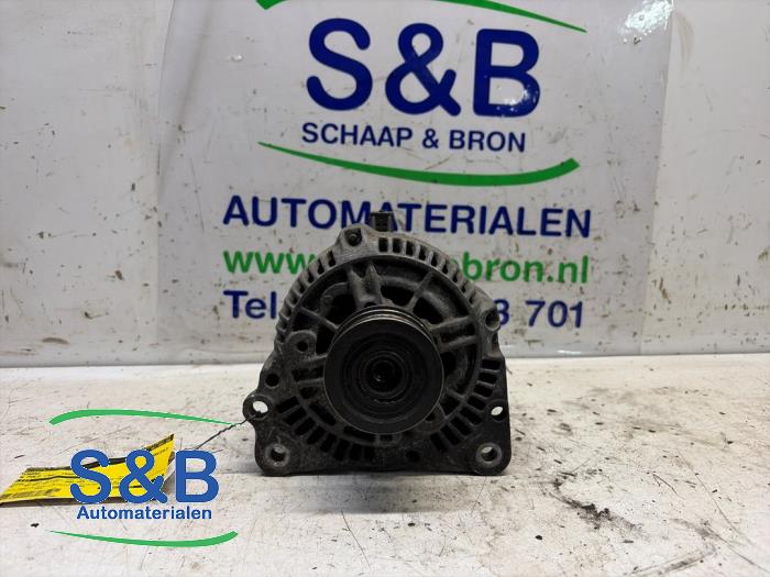Begagnade Dynamo Volkswagen Polo III (6N1) 1.9 SDI Pris € 70,00 Marginaltabell erbjuds av Schaap & Bron