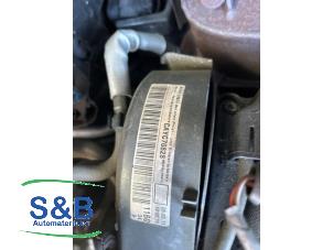 Engine from a Volkswagen Caddy III (2KA,2KH,2CA,2CH) 1.6 TDI 16V 2011