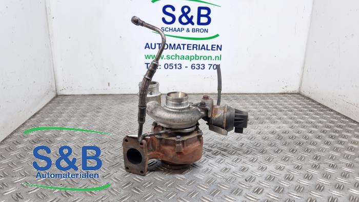 Turbo van een Volkswagen Crafter 2.5 TDI 30/35/50 2012