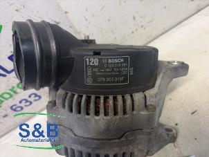 Dynamo van een Audi A4 (B5) 2.6 E V6 2000