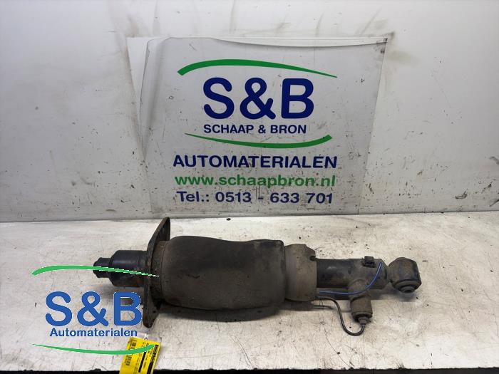 Begagnade Luftfjäder Audi Allroad (C5) 2.5 V6 TDI 24V Pris € 100,00 Marginaltabell erbjuds av Schaap & Bron