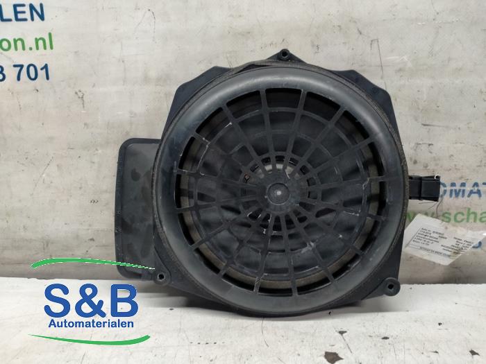 Używane Glosnik Audi A4 (B7) 2.0 TDI 16V Cena € 21,00 Procedura marży oferowane przez Schaap & Bron