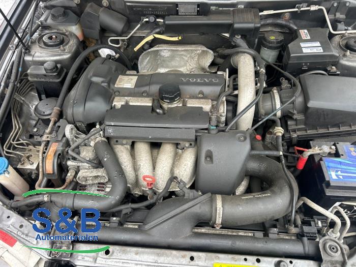 Used Engine Volvo V40 (VW) 2.0 16V Turbo Price € 400,00 Margin scheme offered by Schaap & Bron