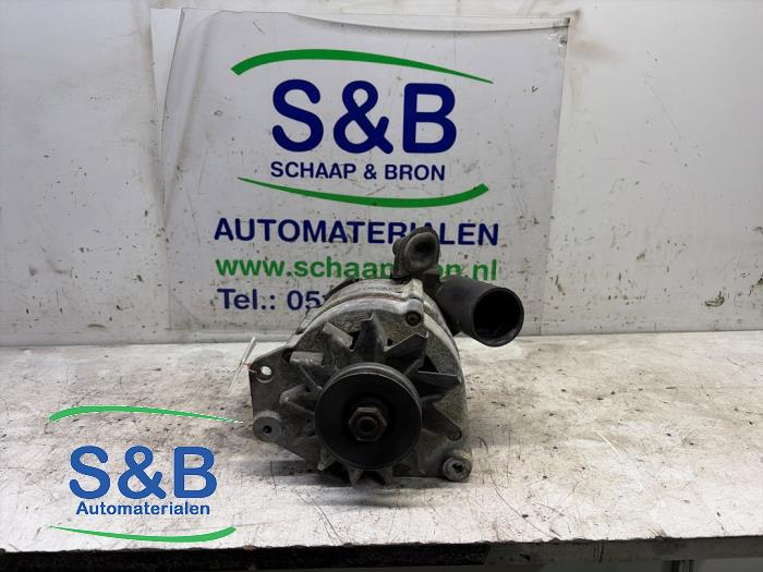 Used Dynamo Volkswagen Golf II (19E) 1.8i Price € 50,00 Margin scheme offered by Schaap & Bron