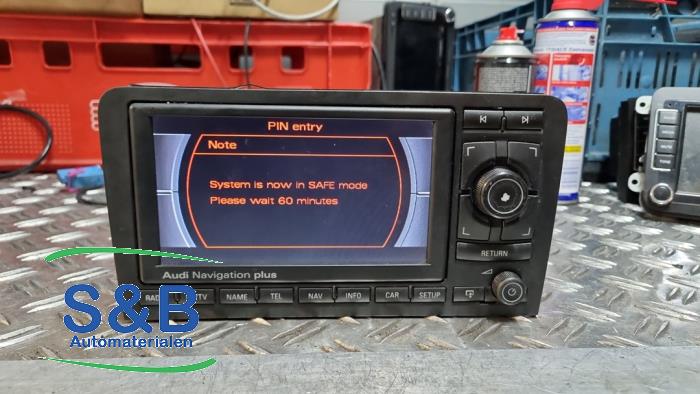 Gebrauchte Navigation System Audi A3 (8P1) 2.0 16V TFSI Preis € 199,99 Margenregelung angeboten von Schaap & Bron