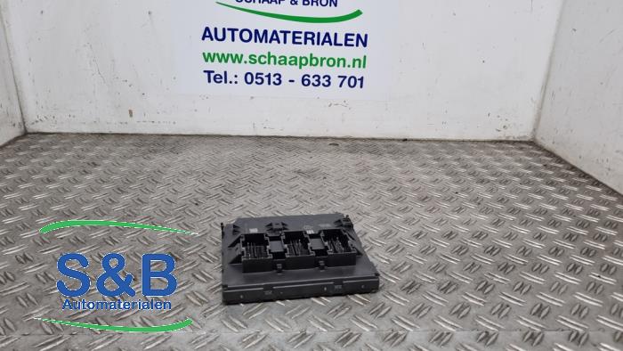 Używane Komputer pokladowy Volkswagen Passat Variant (365) 2.0 TDI 16V 140 Cena € 74,99 Procedura marży oferowane przez Schaap & Bron