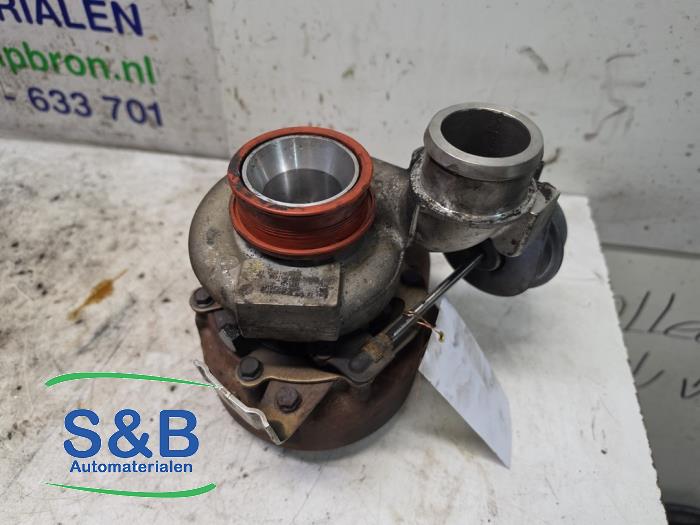 Gebrauchte Turbo Volkswagen Crafter 2.5 TDI 30/32/35 Preis € 300,00 Margenregelung angeboten von Schaap & Bron