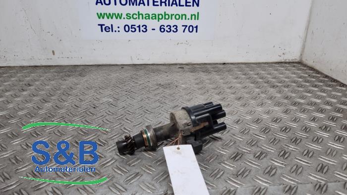Used Distributor Volkswagen Golf III Cabrio (1E) 1.8,Avantgarde Price € 149,99 Margin scheme offered by Schaap & Bron
