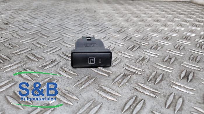 Gebrauchte Handbremse Schalter Toyota Prius (NHW20) 1.5 16V Preis € 19,99 Margenregelung angeboten von Schaap & Bron
