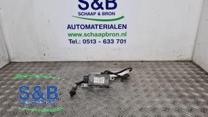 Nox Sensor van een Volkswagen Touran (1T1/T2) 1.6 FSI 16V 2005