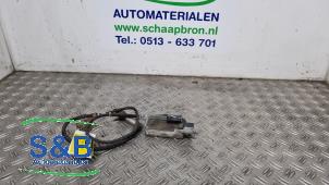 Nox Sensor van een Volkswagen Touran (1T1/T2) 1.6 FSI 16V 2005