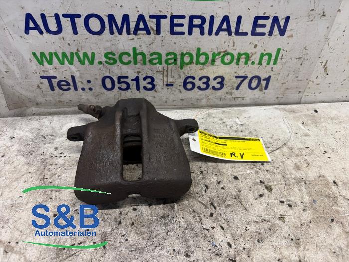 Usagé Etrier de frein avant gauche Volkswagen Passat (35I) 1.9 TDi Prix € 34,99 Règlement à la marge proposé par Schaap & Bron