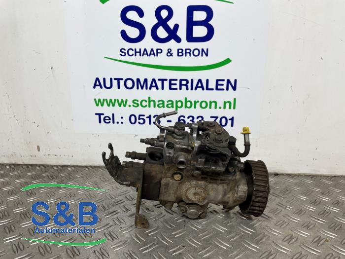 Begagnade Dieselpump Volkswagen Transporter T4 2.4 D Pris € 349,00 Marginaltabell erbjuds av Schaap & Bron
