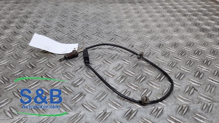 Usagé Sensor température d’échappement Audi A4 Avant (B8) 2.0 TDI 16V Prix € 69,99 Règlement à la marge proposé par Schaap & Bron