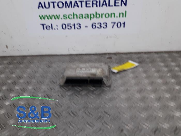 Used Engine management computer Volkswagen Golf IV (1J1) 1.6 Price € 60,00 Margin scheme offered by Schaap & Bron