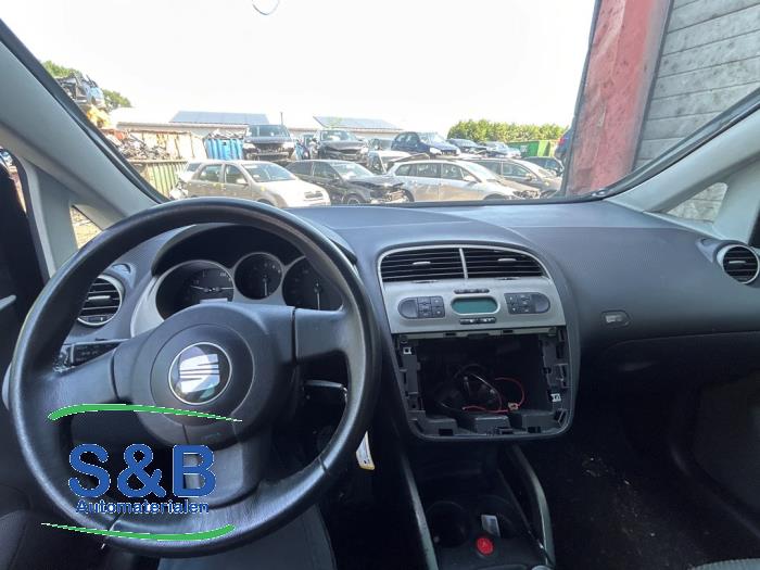 Używane Panel Seat Altea (5P1) 1.6 Cena € 99,00 Procedura marży oferowane przez Schaap & Bron