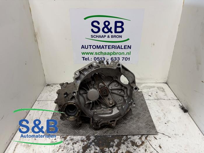 Used Gearbox Volkswagen Polo IV (9N1/2/3) 1.2 Price € 199,99 Margin scheme offered by Schaap & Bron