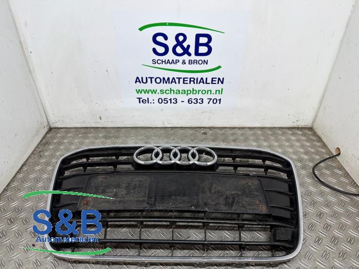 Używane Grill Audi A6 (C7) 3.0 TDI V6 24V Cena € 60,00 Procedura marży oferowane przez Schaap & Bron