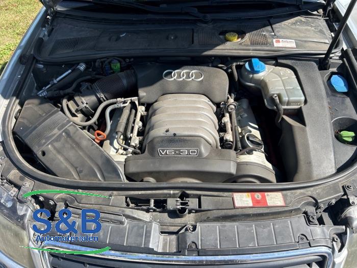 Używane Silnik Audi A4 Cabriolet (B6) 3.0 V6 30V Cena € 1.499,99 Procedura marży oferowane przez Schaap & Bron