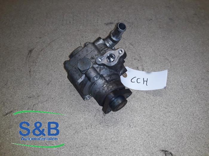 Usagé Pompe de direction Volkswagen Transporter T5 2.0 TDI DRF Prix € 40,00 Règlement à la marge proposé par Schaap & Bron