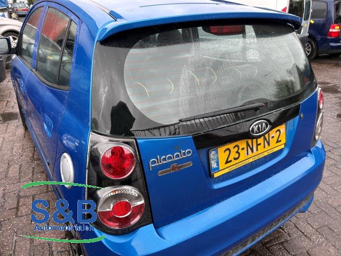 Begagnade Baklucka Kia Picanto (BA) 1.1 12V Pris € 75,00 Marginaltabell erbjuds av Schaap & Bron