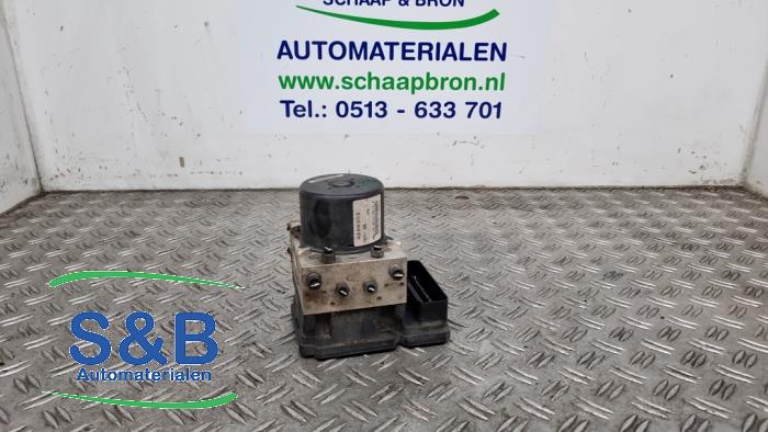Begagnade ABS-pump Audi Q7 (4LB) 4.2 FSI V8 32V Pris € 344,99 Marginaltabell erbjuds av Schaap & Bron