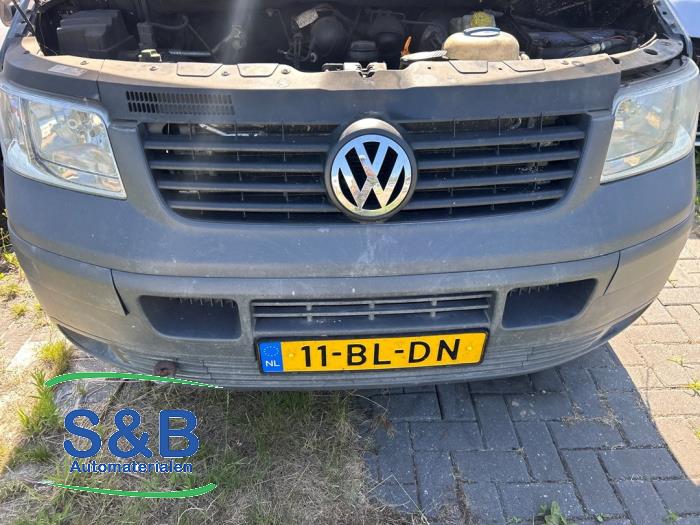 Usados Parachoques Volkswagen Transporter T5 2.5 TDi Precio € 99,00 Norma de margen ofrecido por Schaap & Bron